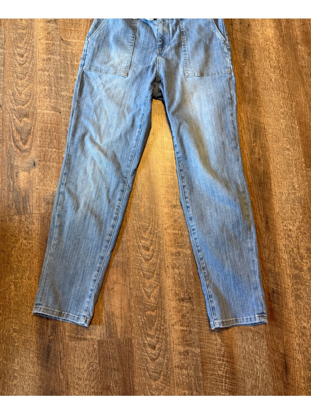 Judy Blue Light Wash Straight-Leg Jeans